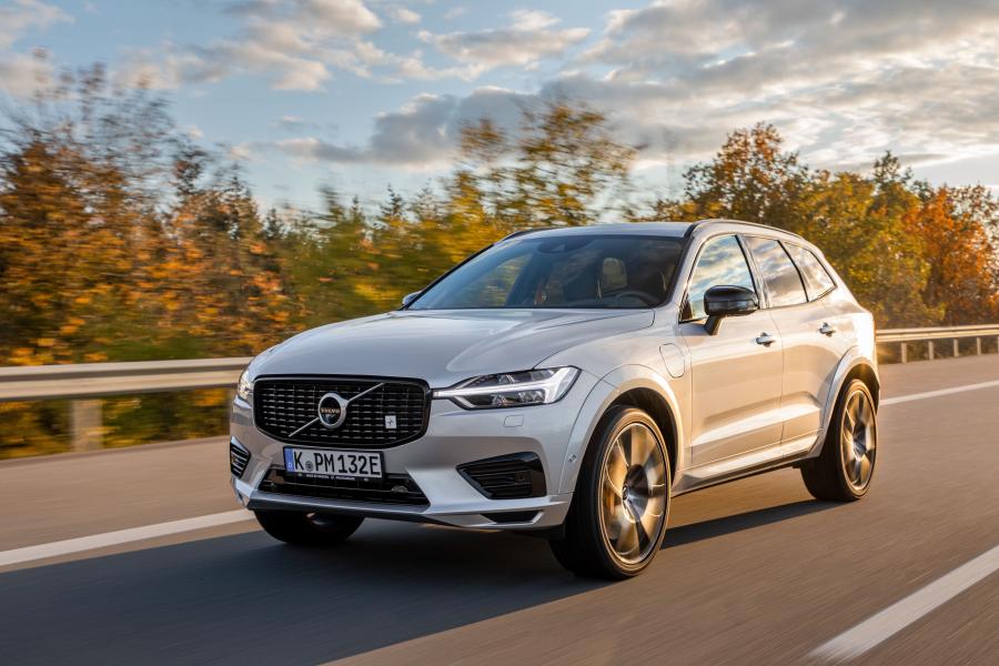  Volvo XC60 T8 Polestar Engineered 2019 года  (WW) (фото 8 из 12)